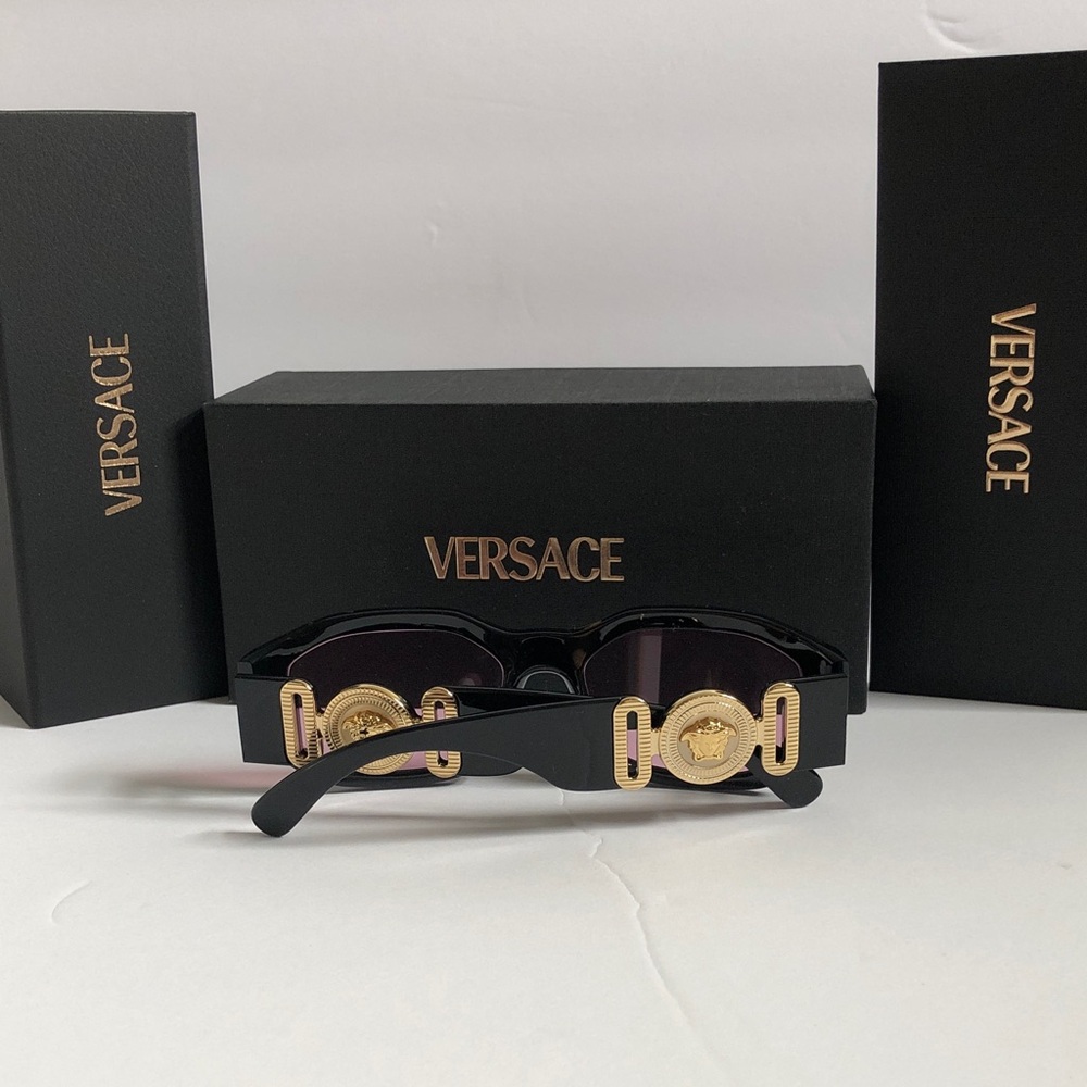 New Versace Women’s Black Frame Sunglasses with Pink Lenses and Gold Accents - Picture 9 of 13